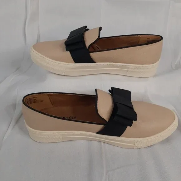 JustFab Tova Sneakers - Picture 3 of 5